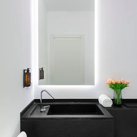 Spacious Duplex - 2 Private Bathrooms - Workspace Apartmán Sevilla